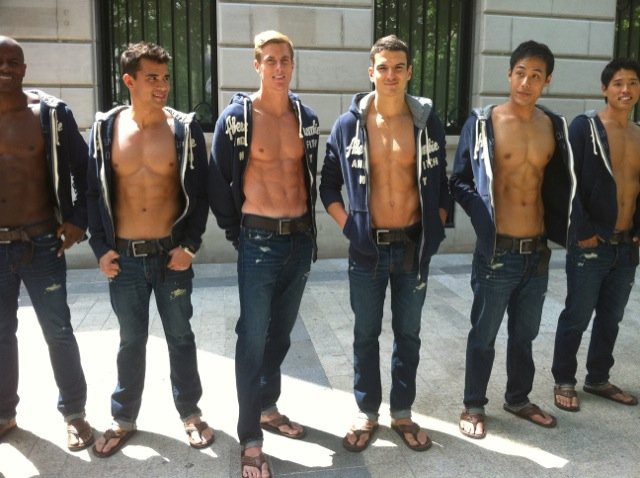 Photo Mannequins Abercrombie And Fitch Abercrombie And Fitch 8940