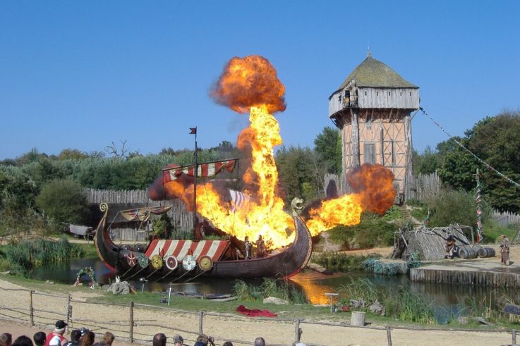 Puy du Fou : le parc rouvre ses portes - Sortiraparis.com