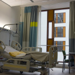 Covid: slight decline in intensive care services in France