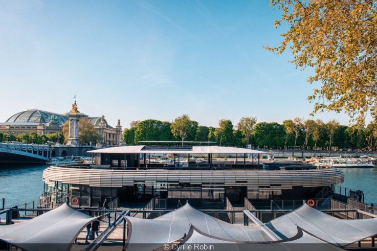 The Flow At Paris Bar Restaurant Auditorium And Rooftop On