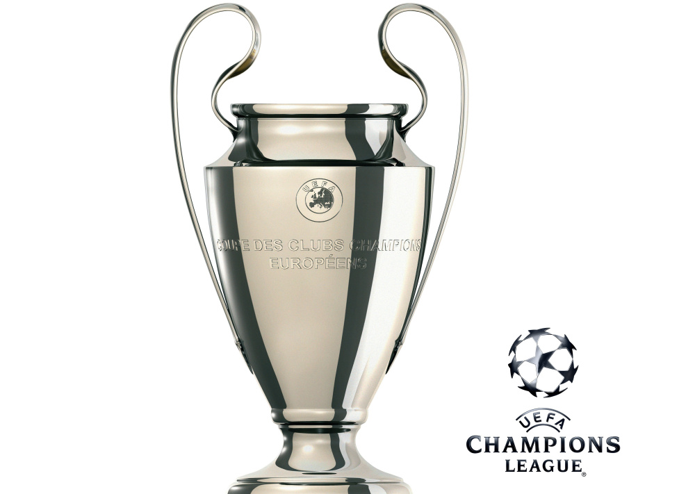 Le Trophée de l'UEFA Champions league à Paris !