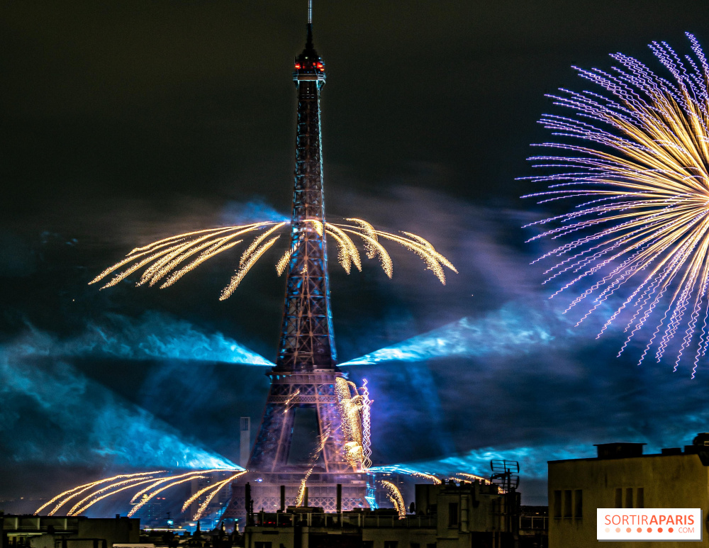 Paris Eiffel Tower S Bastille Day Firework Show 21 Video And Pictures Of The Show Sortiraparis Com