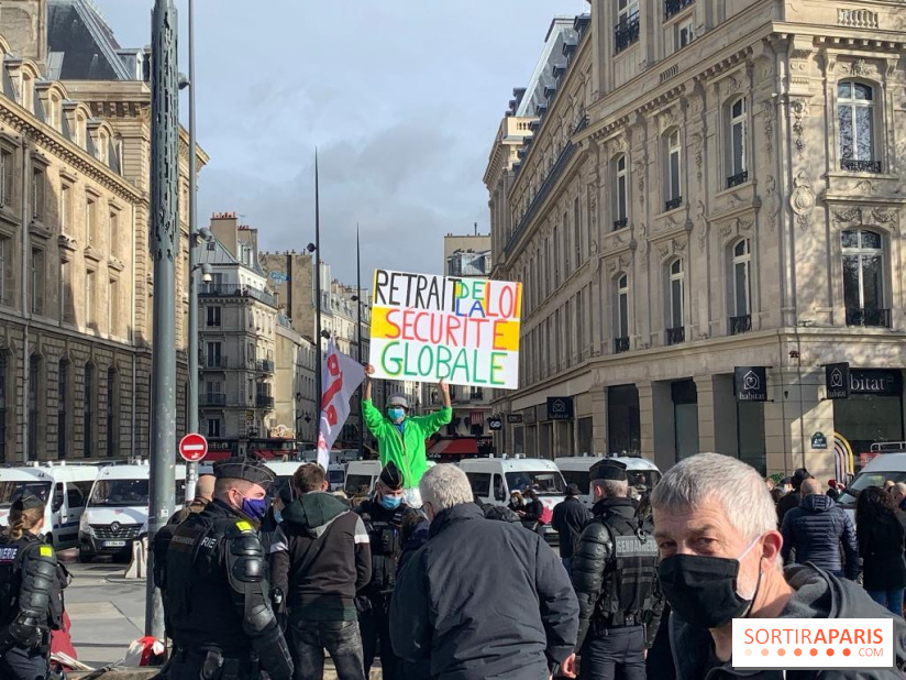 Manifestation nationale pour les libertés place de la République à Paris ce samedi 30 janvier 2021